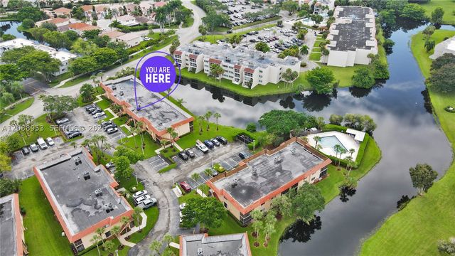 150 Lakeview Dr 203, Weston, FL 33326