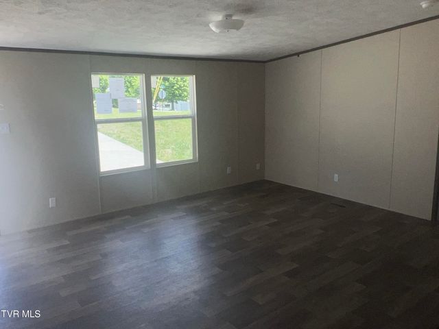 215 Westerly, Mosheim, TN 37818