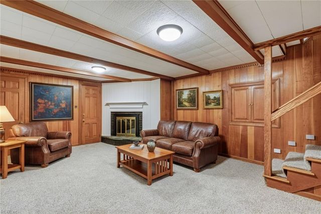 116 Stonewall PL, Newport News, VA 23606