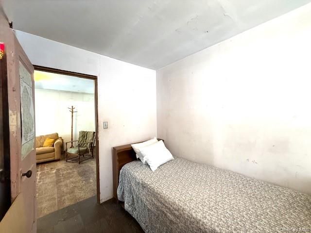 195 W Mohican Trail, Glen Spey, NY 12737