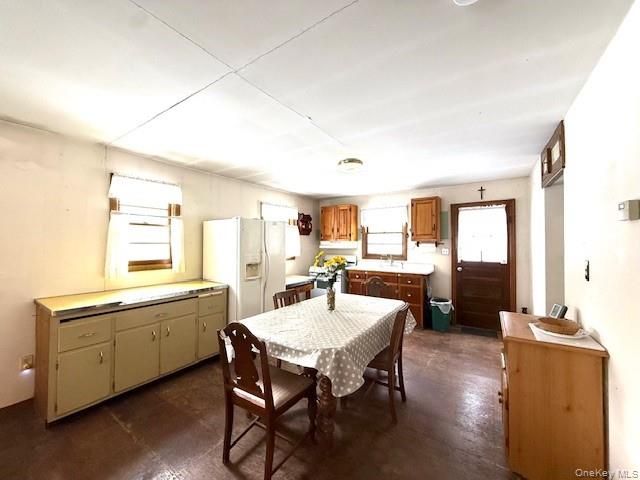 195 W Mohican Trail, Glen Spey, NY 12737