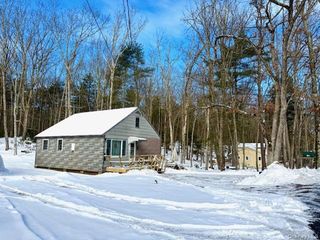 195 W Mohican Trail, Glen Spey, NY 12737