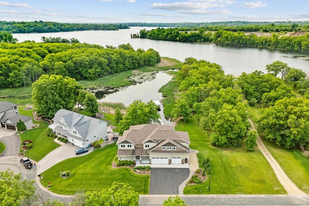 18928 Katrine Court, Lakeville, MN 55044 — exterior