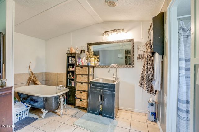 570 Happy Valley Road, Limestone, TN 37681