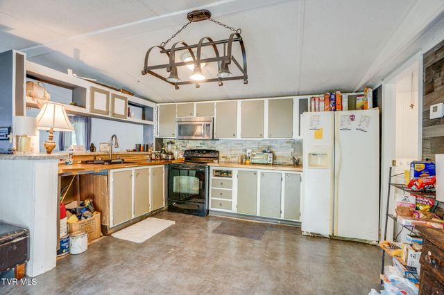 570 Happy Valley Road, Limestone, TN 37681