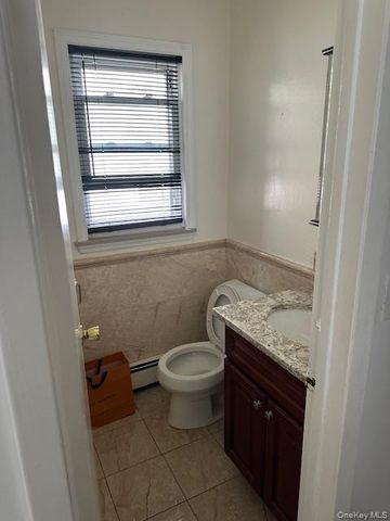 41 Clement Street, Glen Cove, NY 11542