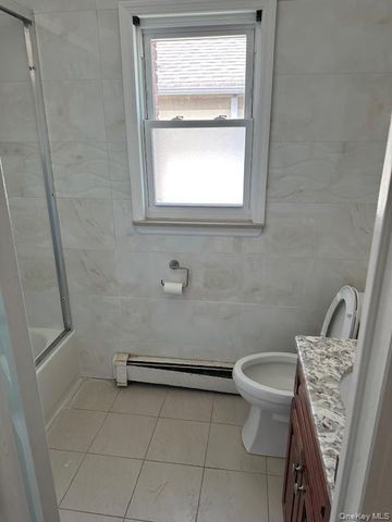 41 Clement Street, Glen Cove, NY 11542