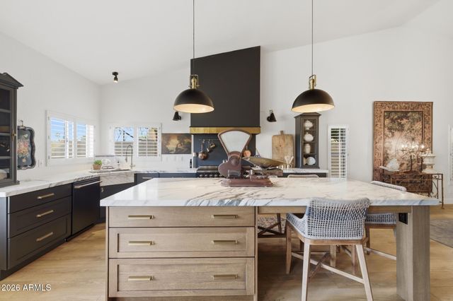 770 S OCEAN Drive, Gilbert, AZ 85233