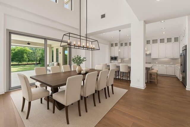 406 Woodside TER, Austin, TX 78738