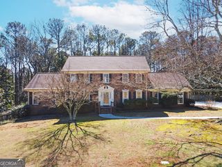 5877 Millstone Run, Stone Mountain, GA 30087