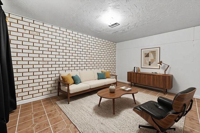 4115 Dalmatian Drive, Houston, TX 77045