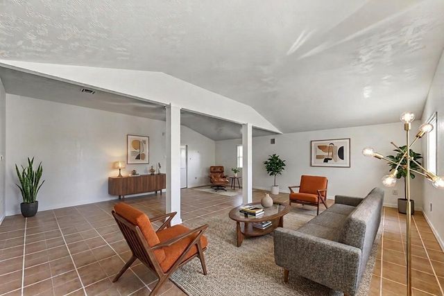 4115 Dalmatian Drive, Houston, TX 77045