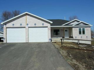 221 Oak Street, Osage, IA 50461