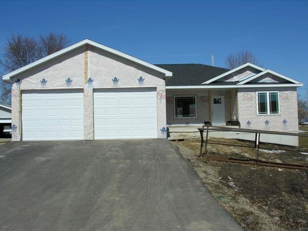 221 Oak Street, Osage, IA 50461