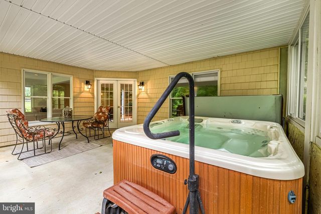 543 ALLEGHENY AVE, Towson, MD 21204