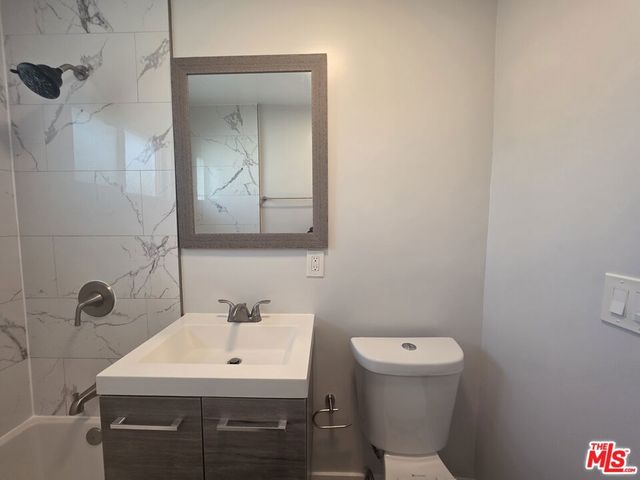 1505 S Cochran Avenue 6, Los Angeles, CA 90019