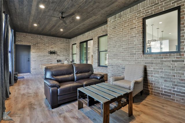236 Runnymede Way, Abilene, TX 79606