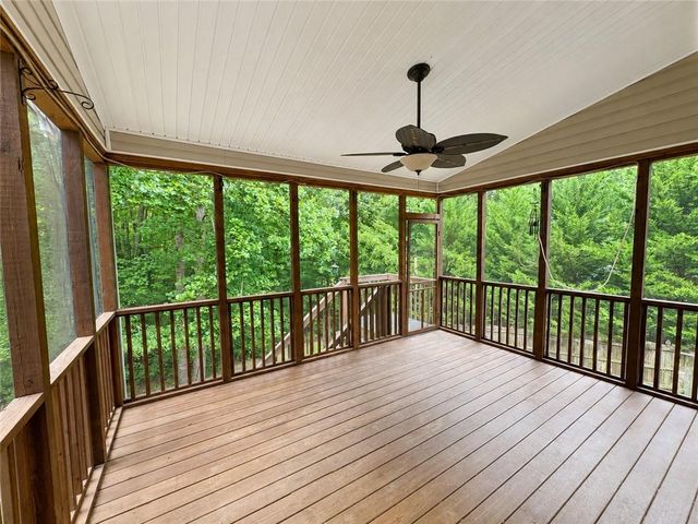 8 Creekside Overlook View, Hiram, GA 30141
