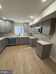 7017 COLLINS AVE, Pennsauken, NJ 08109