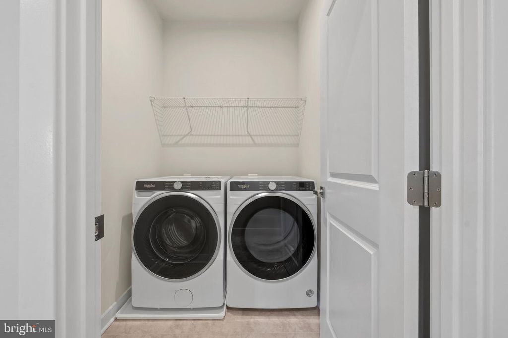 Image 16 of property listing at 13826 RIDGEVIEW CT, Cockeysville, MD 21030