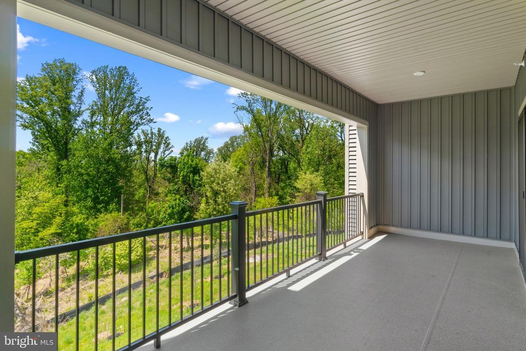 Image 40 of property listing at 13826 RIDGEVIEW CT, Cockeysville, MD 21030