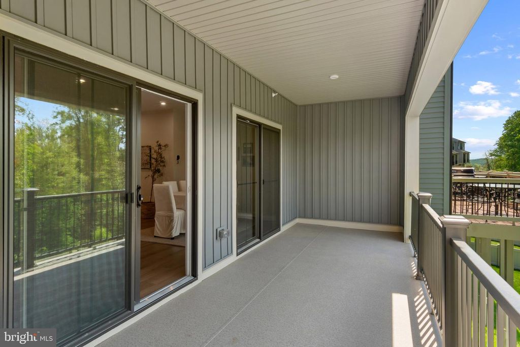 Image 41 of property listing at 13826 RIDGEVIEW CT, Cockeysville, MD 21030