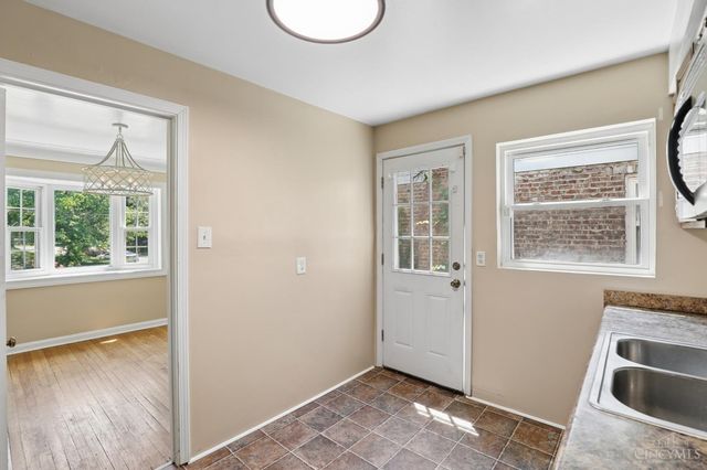 2652 Cedarbrook Drive, Golf Manor, OH 45237