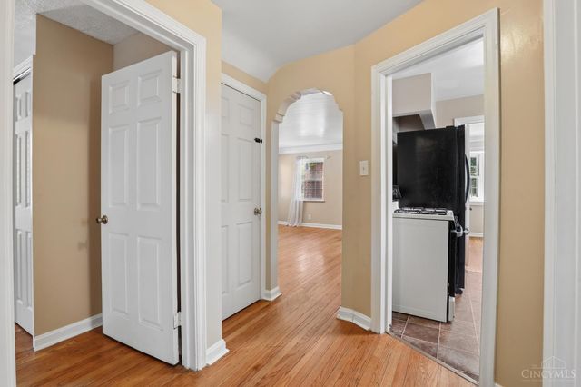2652 Cedarbrook Drive, Golf Manor, OH 45237