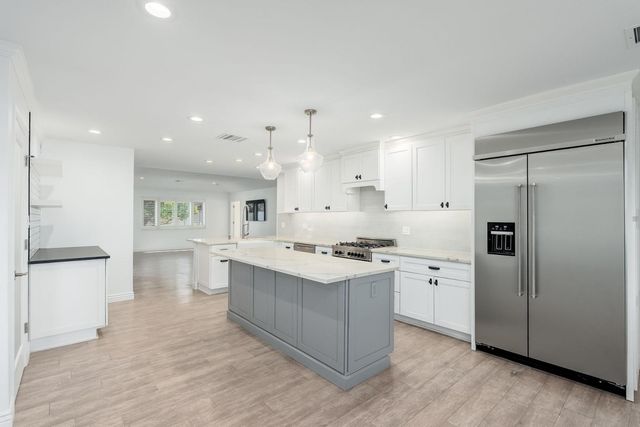 6709 E Monterosa Street, Scottsdale, AZ 85251