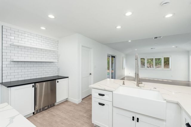 6709 E Monterosa Street, Scottsdale, AZ 85251