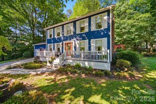 6089 Northlake Drive, Hickory, NC 28601