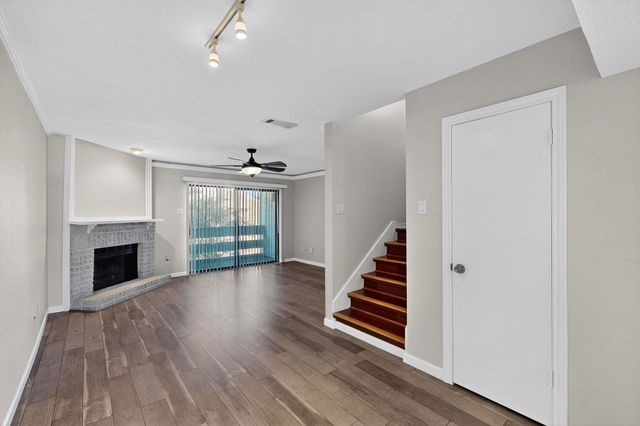5840 Spring Valley Road 810, Dallas, TX 75254