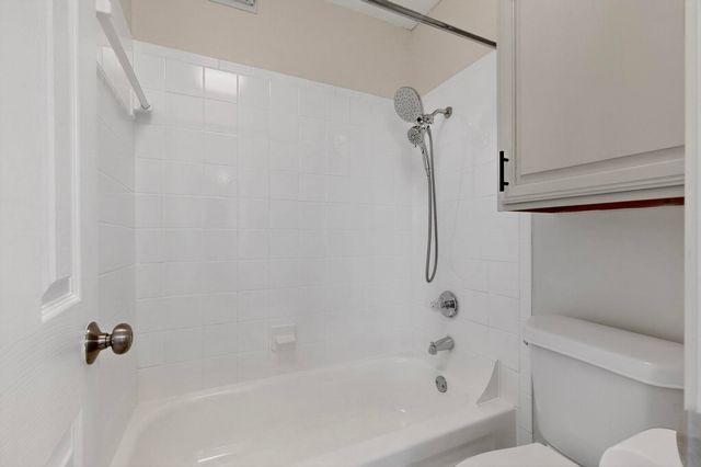5840 Spring Valley Road 810, Dallas, TX 75254