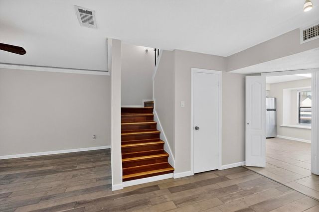 5840 Spring Valley Road 810, Dallas, TX 75254