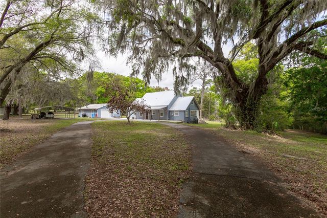 1905 MYRTLE LAKE AVENUE, Fruitland Park, FL 34731