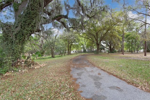 1905 MYRTLE LAKE AVENUE, Fruitland Park, FL 34731