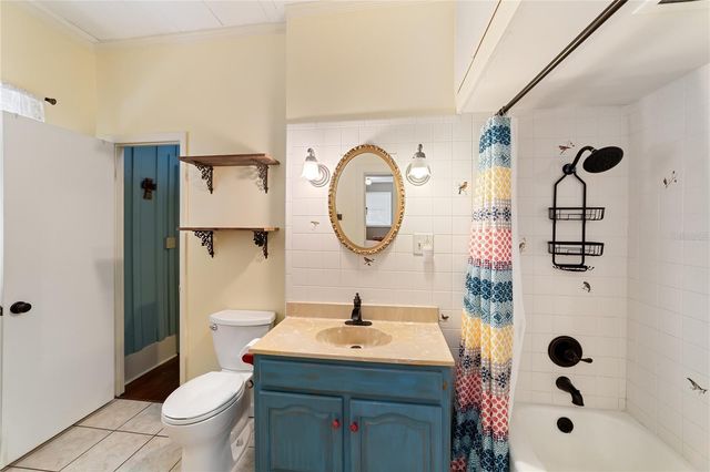 1905 MYRTLE LAKE AVENUE, Fruitland Park, FL 34731