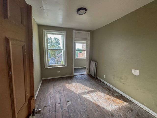 7136 S East End Avenue, Chicago, IL 60649