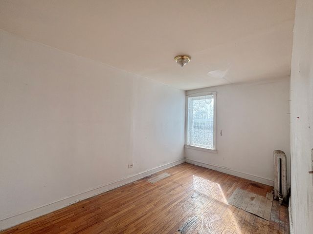 7136 S East End Avenue, Chicago, IL 60649