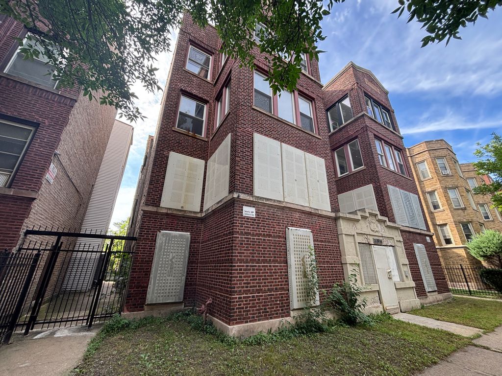 7136 S East End Avenue, Chicago, IL 60649 — photo 3