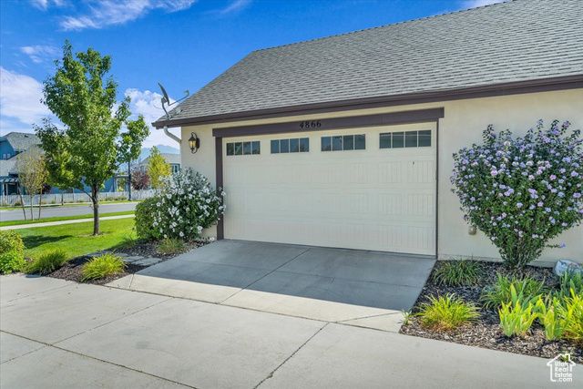 4866 W BLACK TWIG DR, South Jordan, UT 84009