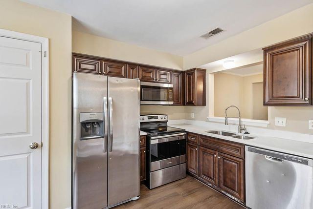 312 Seeman CT, Virginia Beach, VA 23452