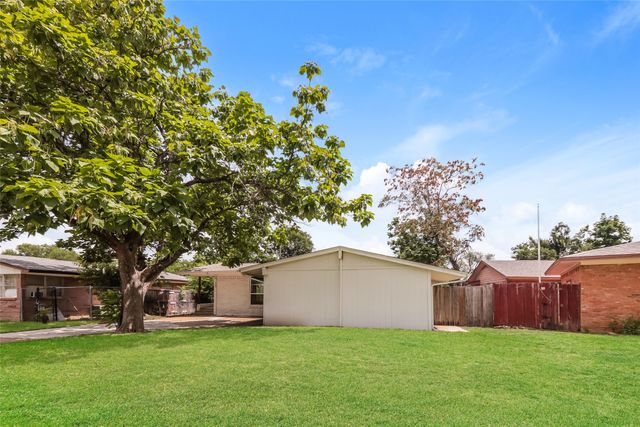 3209 Millmar Drive, Dallas, TX 75228