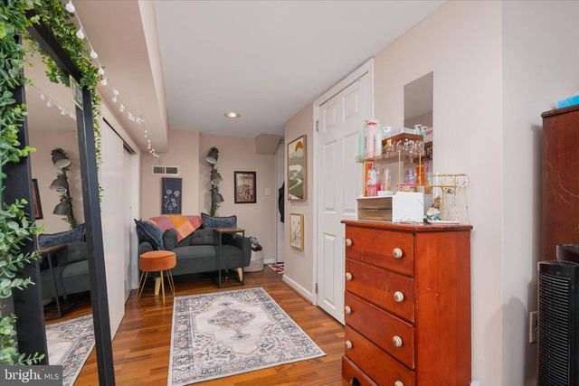 205 S EXETER ST, Baltimore, MD 21202