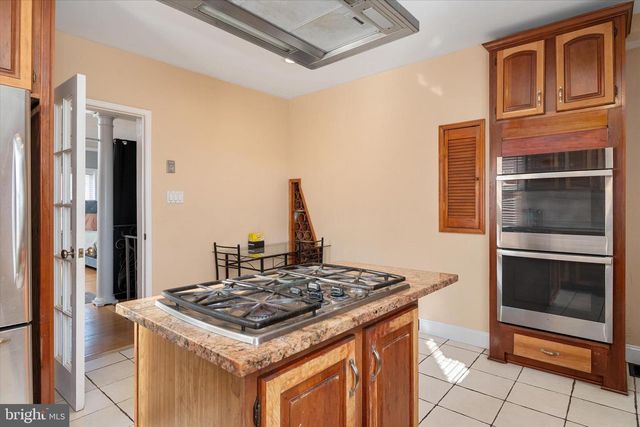 205 S EXETER ST, Baltimore, MD 21202