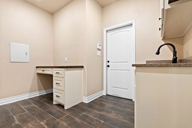 558 County Road 452, Bruceville Eddy, TX 76524