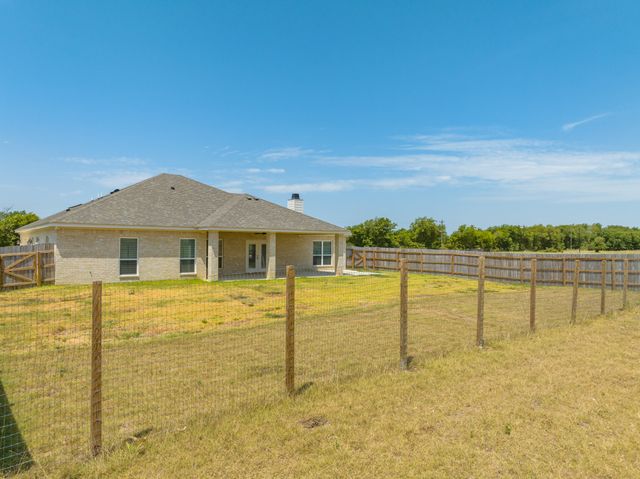 558 County Road 452, Bruceville Eddy, TX 76524