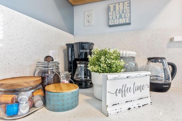 2432 3Rd Street, Santa Monica, CA 90405