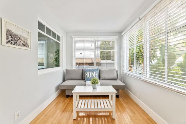 2432 3Rd Street, Santa Monica, CA 90405