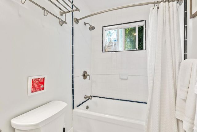 2432 3Rd Street, Santa Monica, CA 90405